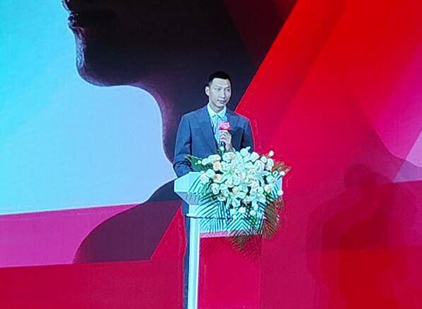 清纯黄小婷被民工玩酥了