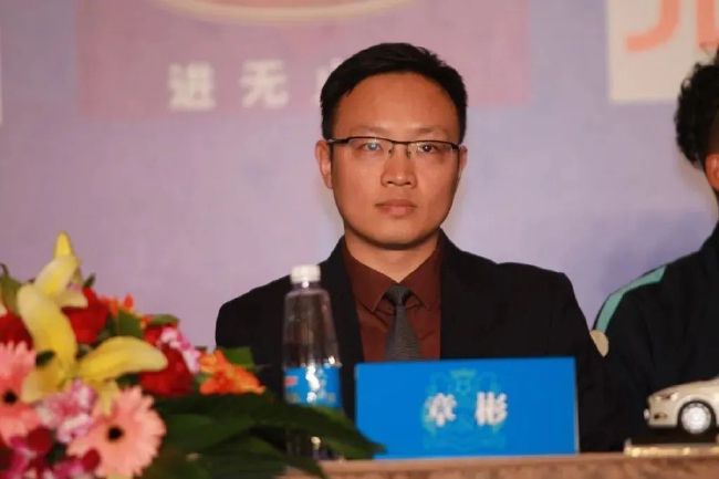 亚洲视频在线观看