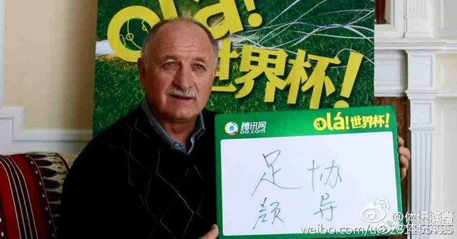 《禁止的爱浴室吃奶无删》